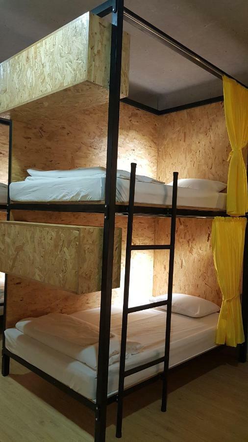 White House Hostel Nha Trang Exterior photo